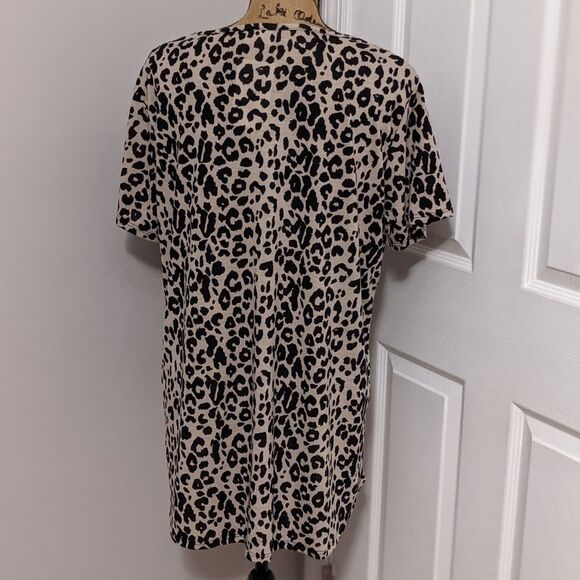 Leopard lip tshirt - Picture 3 of 5